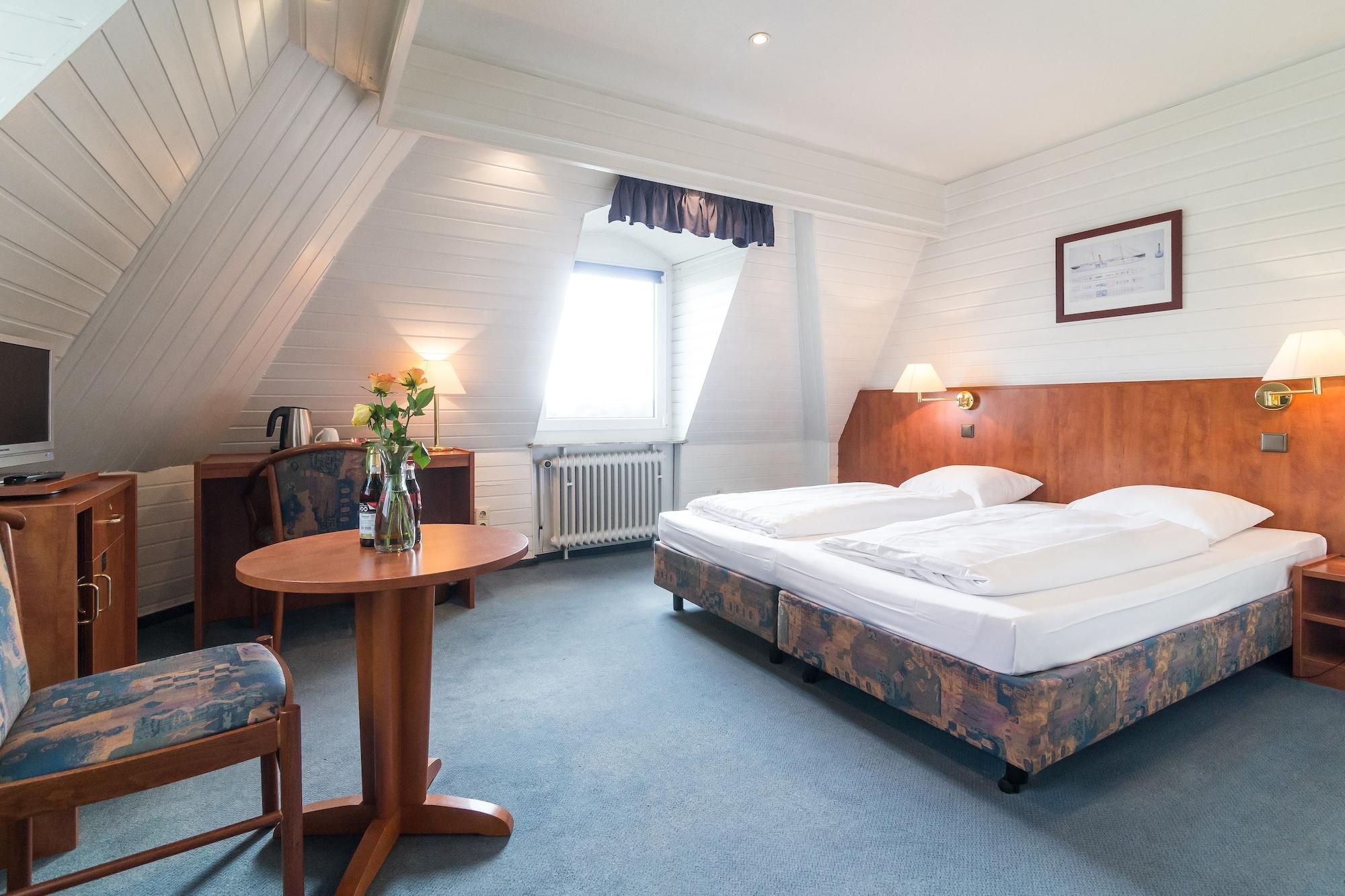 פרנקפורט Tagungshotel Hoechster Hof מראה חיצוני תמונה