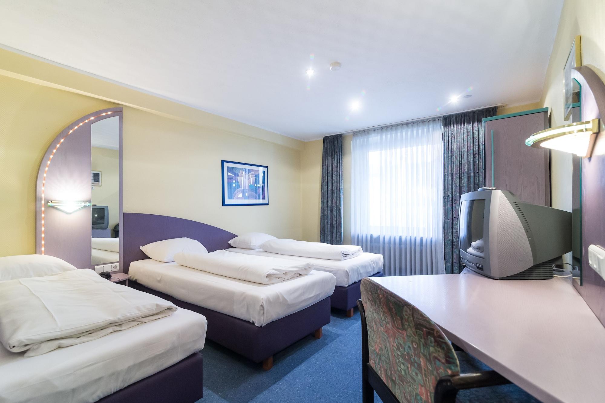 פרנקפורט Tagungshotel Hoechster Hof מראה חיצוני תמונה