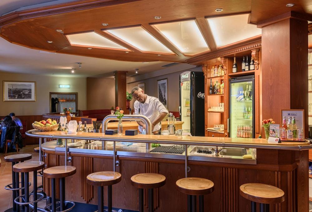 פרנקפורט Tagungshotel Hoechster Hof מראה חיצוני תמונה