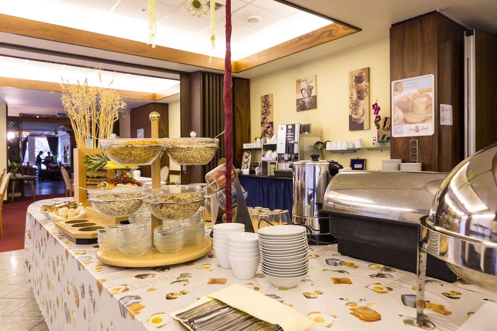 פרנקפורט Tagungshotel Hoechster Hof מראה חיצוני תמונה