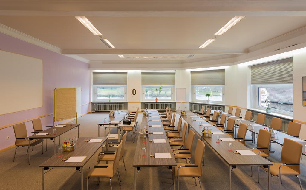 פרנקפורט Tagungshotel Hoechster Hof מראה חיצוני תמונה