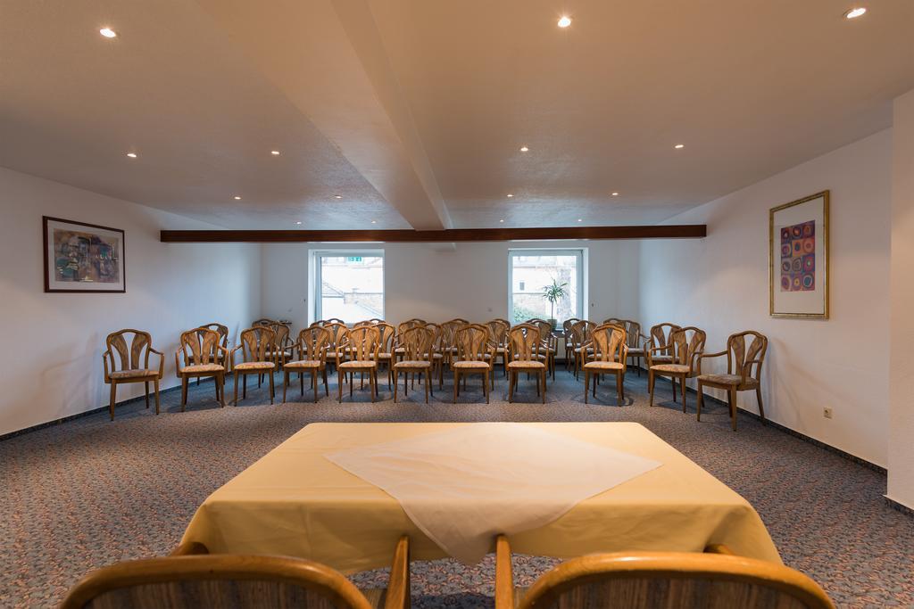 פרנקפורט Tagungshotel Hoechster Hof מראה חיצוני תמונה